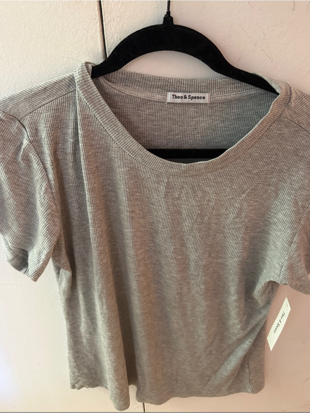Theo & Spence Women's Gray Ribbed Top